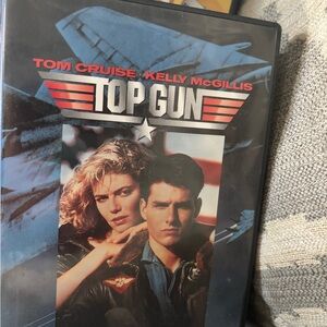 Top Gun VHS Movie - Tom Cruise Kelly McGillis - Black & Blue Cover
